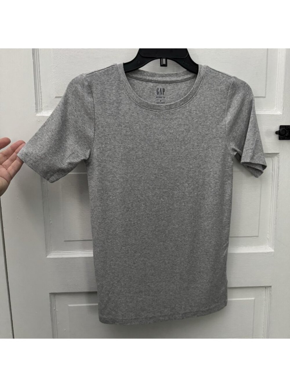 Gap Modern Tee Women’s Small Gray Cotton Blend Fitted Crewneck T-Shirt